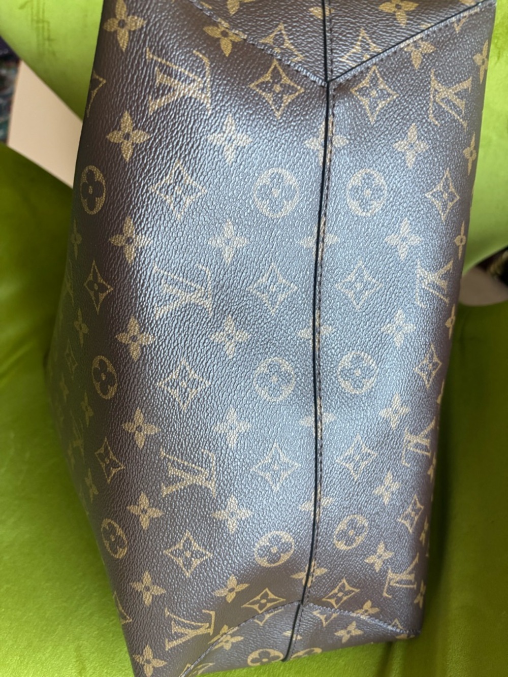 Louis Vuitton Monogram Flower Hobo with Burgundy Trim ~ Authentic - Picture 11 of 16